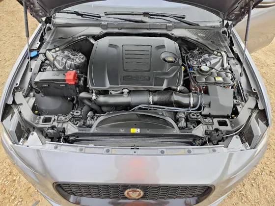 2020 Jaguar XE