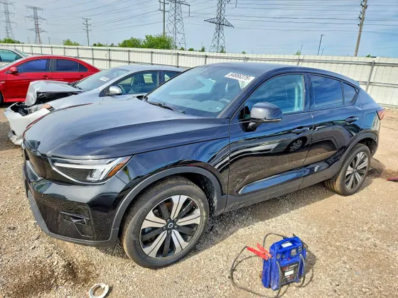 2023 Volvo C40 Recharge Pure Electric Plus