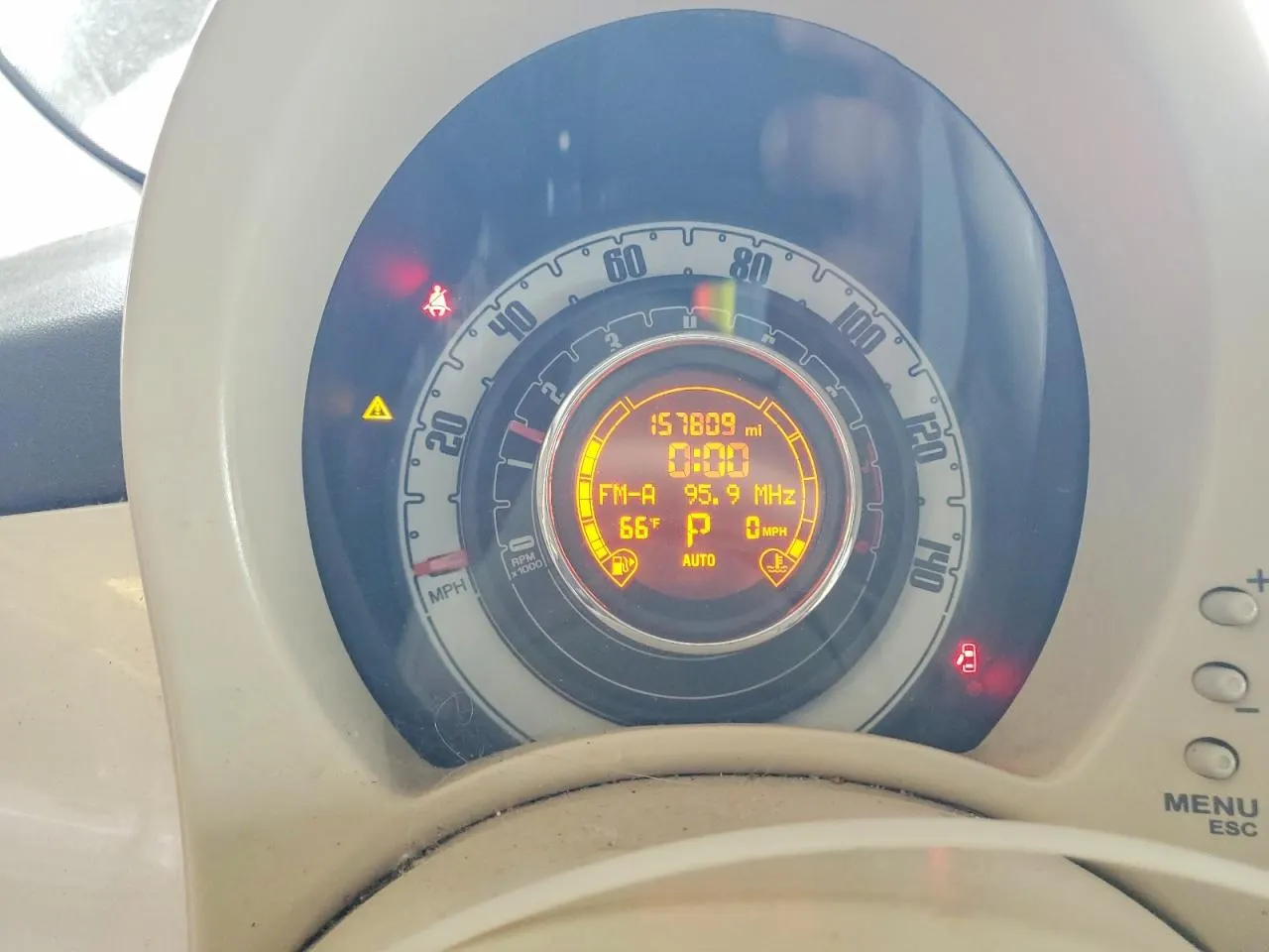 2012 FIAT 500 Lounge