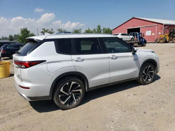 2023 Mitsubishi Outlander PHEV SE