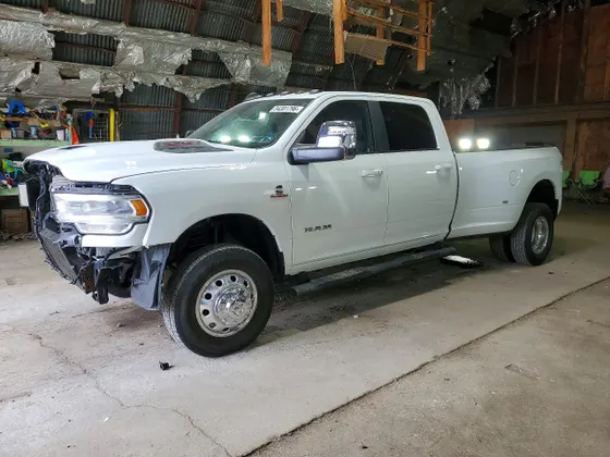 2023 Ram 3500 Laramie