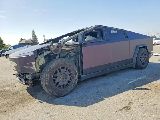 2024 Tesla Cybertruck