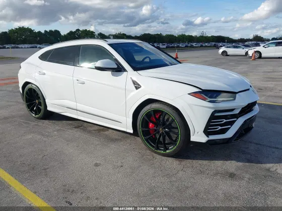 2022 Lamborghini Urus
