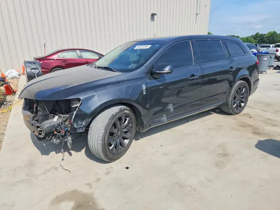 2010 Lincoln MKT