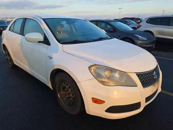 2011 Suzuki Kizashi S