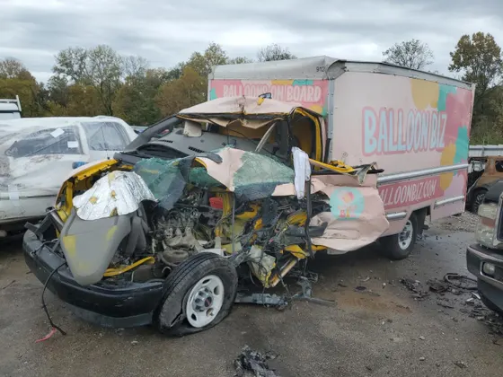 2018 GMC SAVANA CUTAWAY G3500