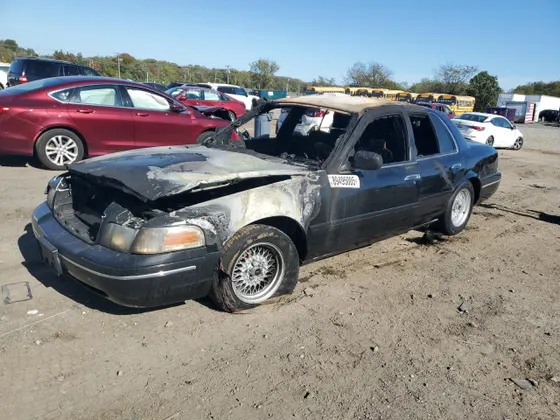 2000 Ford Crown Victoria CROWN VICT
