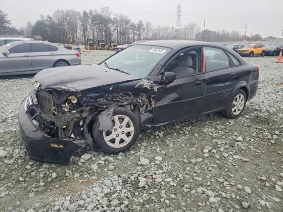 2005 Suzuki Forenza S