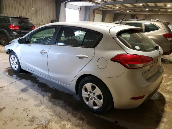2017 Kia Forte5 LX