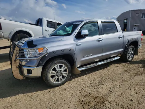 2015 Toyota Tundra 4WD Truck SR5