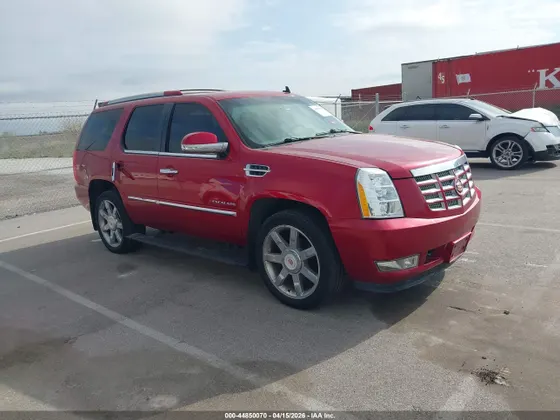 2012 Cadillac Escalade Luxury