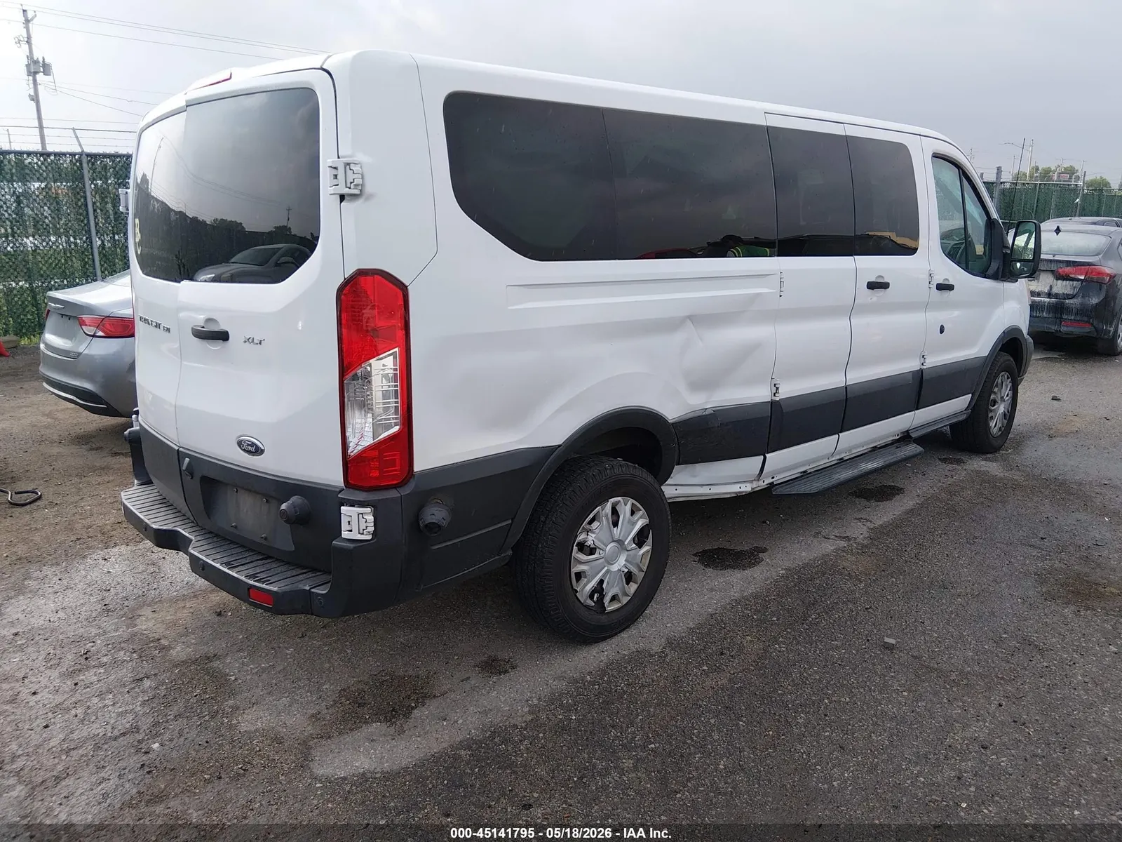 2016 Ford Transit Wagon XLT