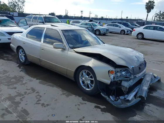 1998 Lexus LS 400 Luxury Sdn