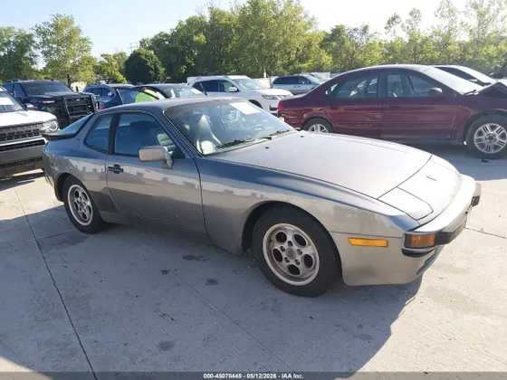 1985 Porsche 944