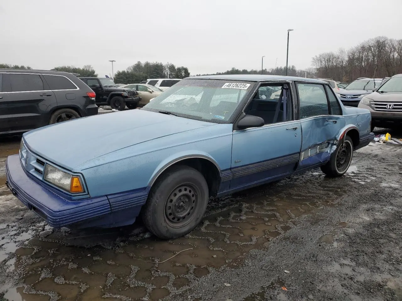 1991 Oldsmobile Delta 88 ROYALE