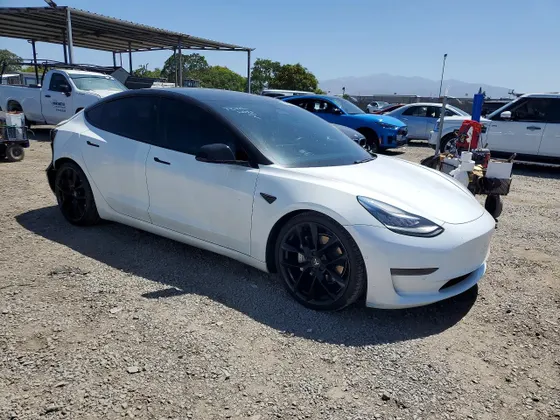 2020 Tesla Model 3 Standard Range Plus