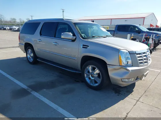 2007 Cadillac Escalade ESV STANDARD