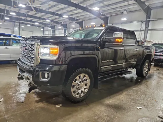 2018 GMC Sierra 3500HD Denali