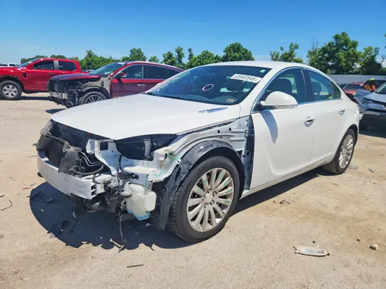 2012 Buick Regal Turbo Premium 1