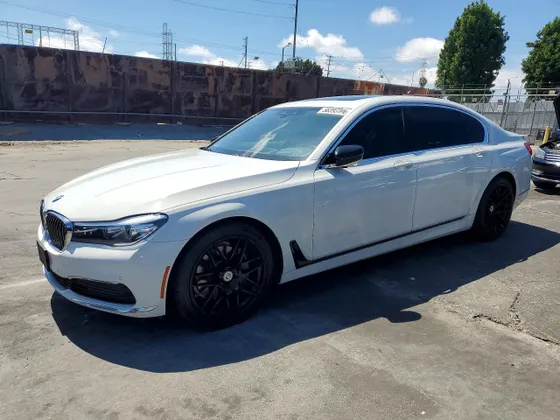 2019 BMW 7 Series 740i