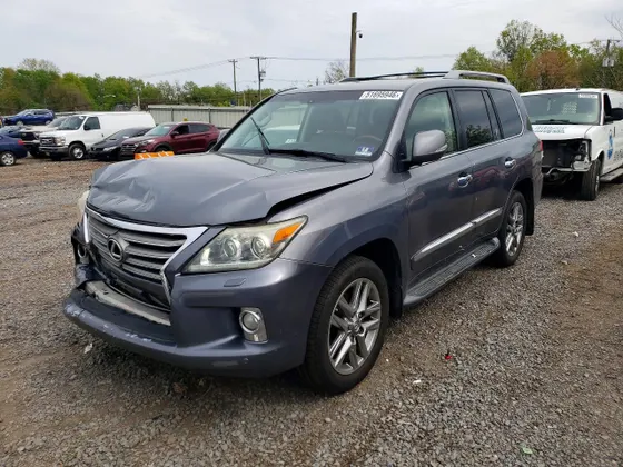 2013 Lexus LX 570 LX
