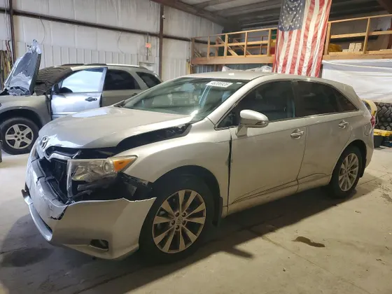 2014 Toyota Venza LE