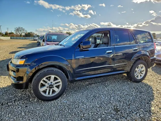 2002 Isuzu Axiom XS
