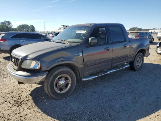 2003 Ford F-150 XLT
