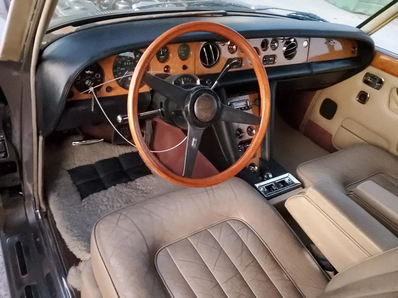 1971 Rolls-Royce SILVER SHADOW SILVER SHA