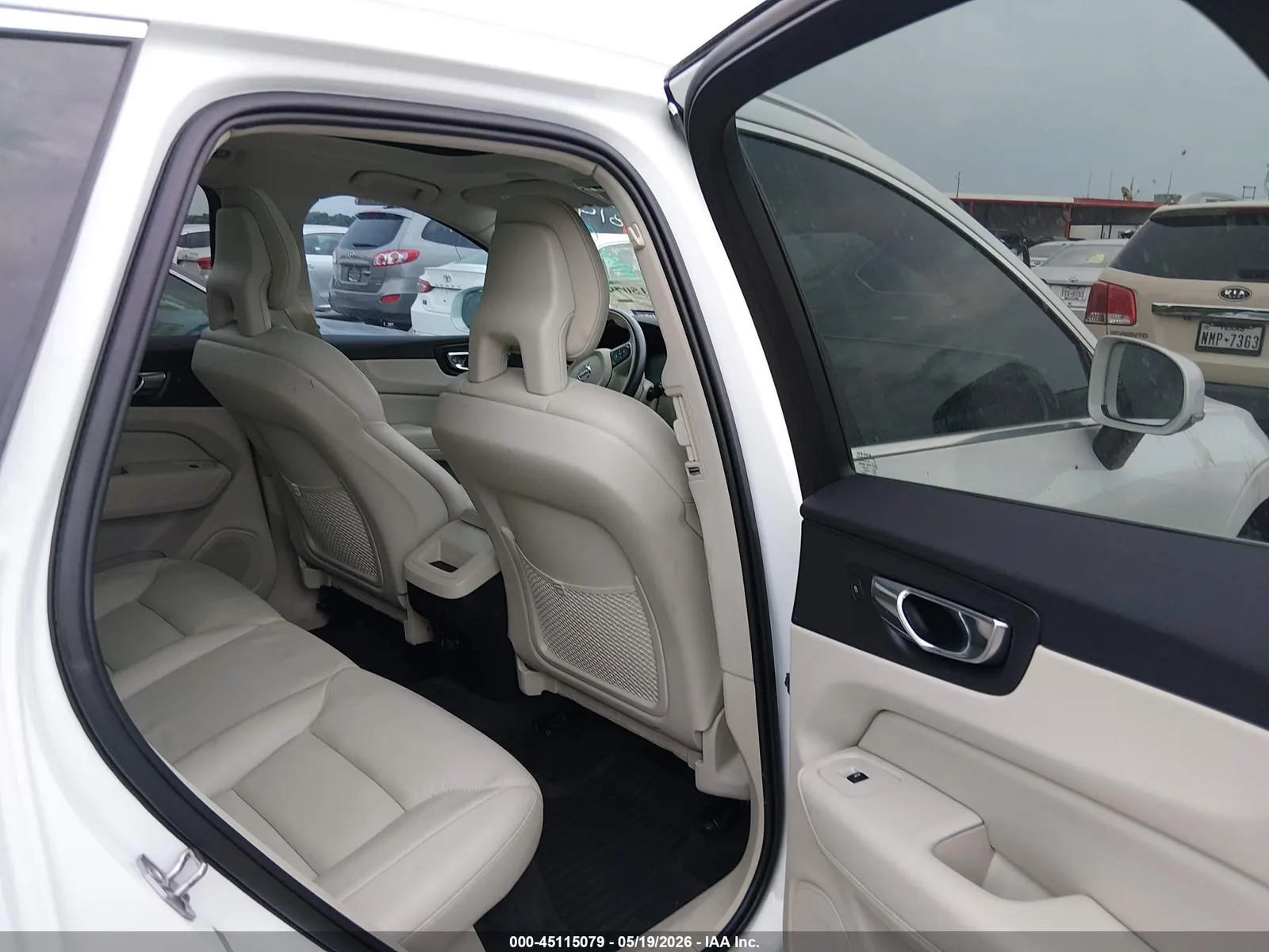 2018 Volvo XC60 Momentum