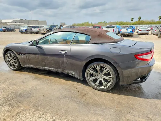 2011 Maserati GranTurismo Convertible GRANTURISMO