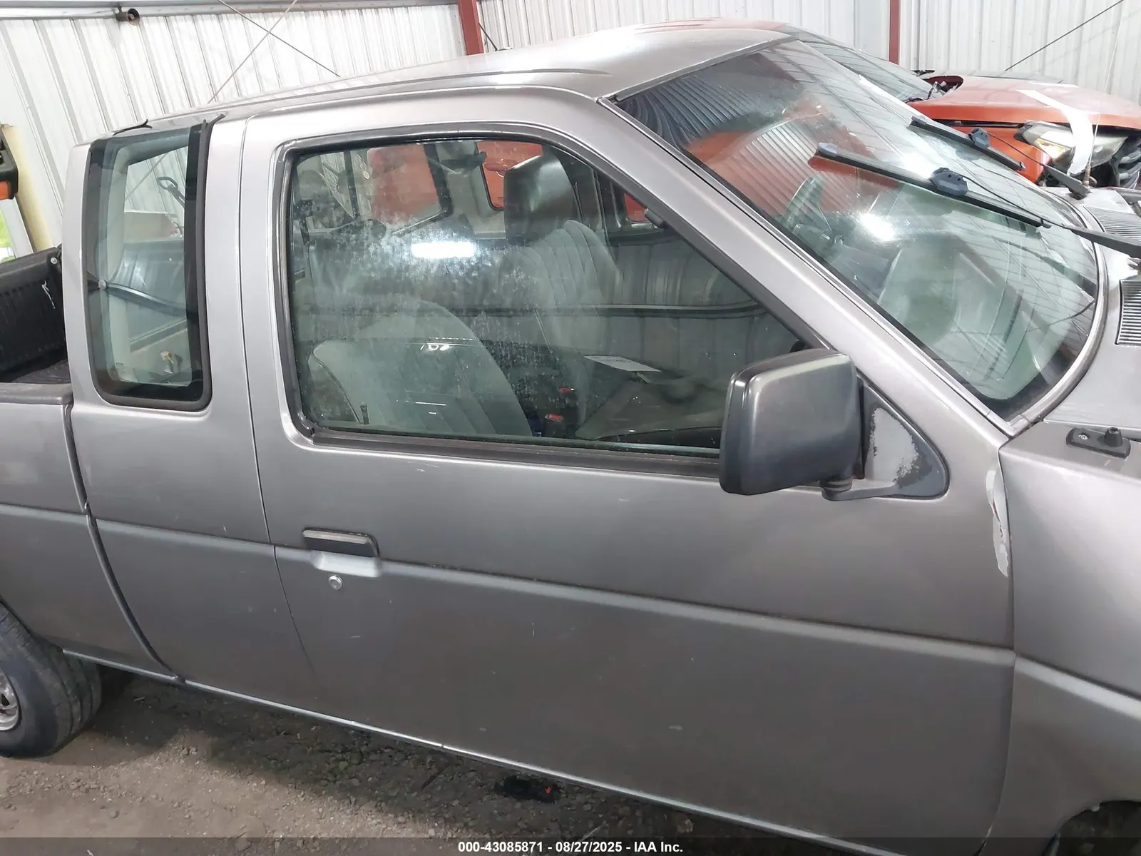 1989 Nissan Hardbody King Cab 2WD KING CAB