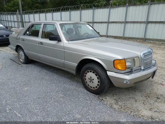 1991 Mercedes-Benz 300 Series 300SE