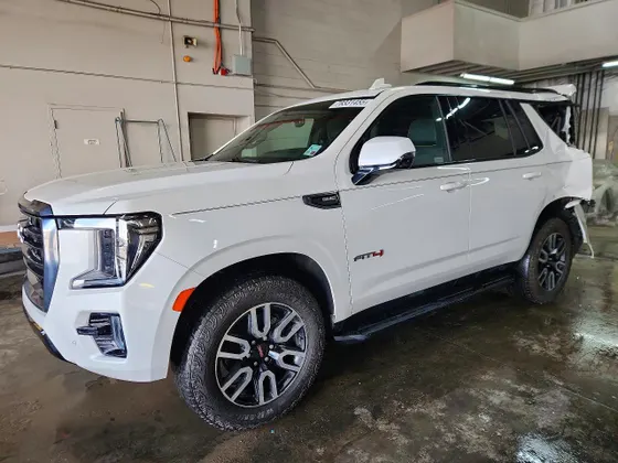 2024 GMC Yukon AT4