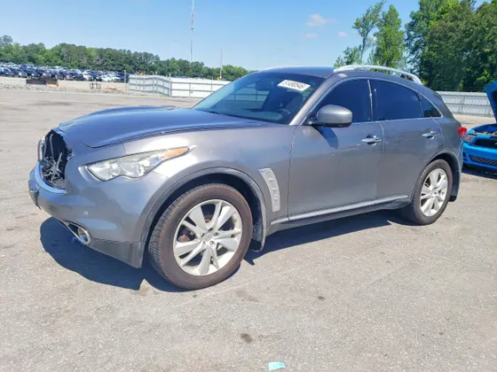2013 INFINITI FX37