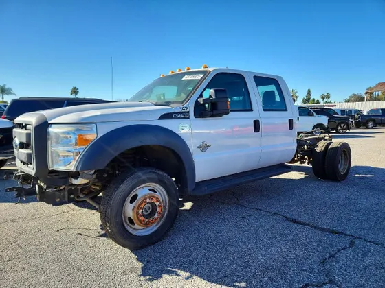 2013 Ford Super Duty F-450 DRW XLT