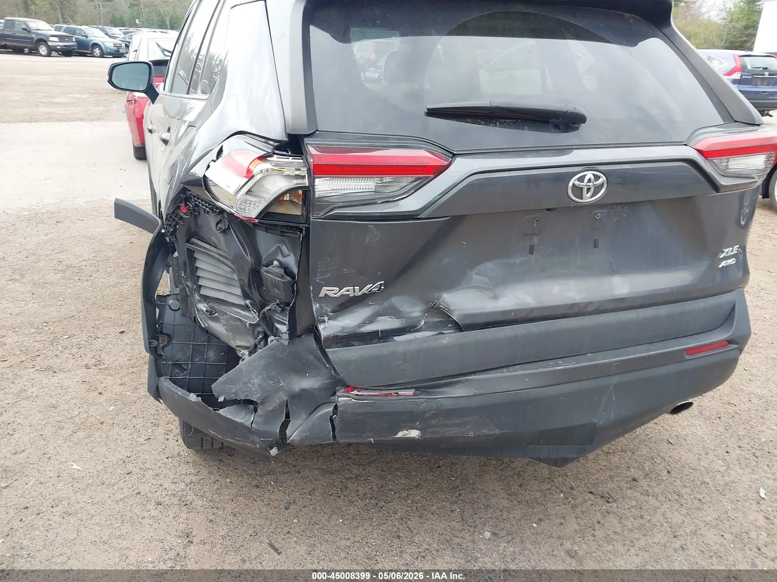 2020 Toyota RAV4 XLE
