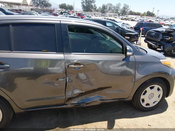 2013 Scion xD