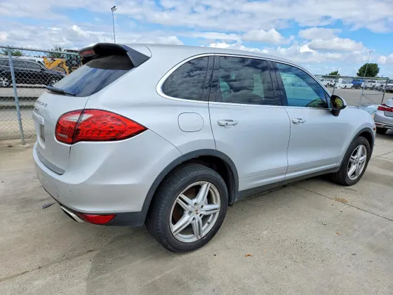 2011 Porsche Cayenne S