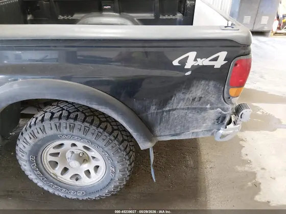1998 Mazda B-Series 4WD Truck SE