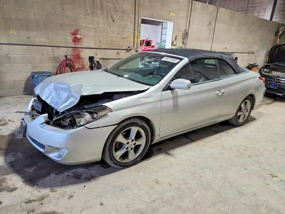 2005 Toyota Camry Solara SE