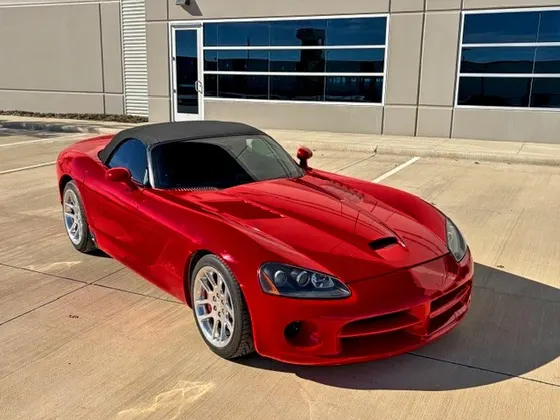 2004 Dodge Viper SRT10