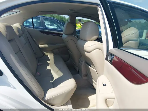 2004 Lexus ES 330