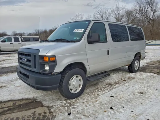 2011 Ford ECONOLINE CARGO E250 VAN