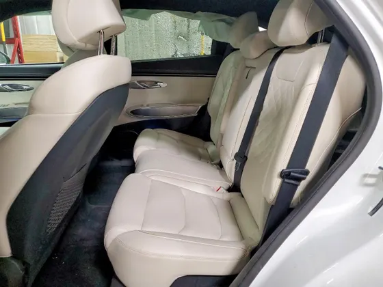 2025 Genesis Electrified GV70 Advanced