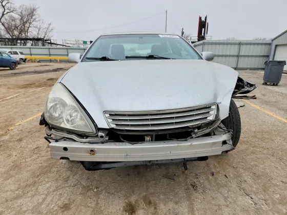 2002 Lexus ES 300
