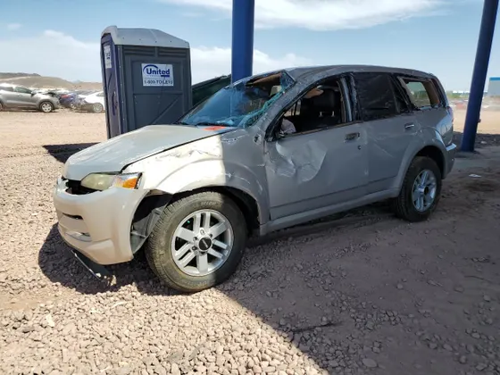 2002 Isuzu Axiom XS