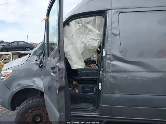 2021 Freightliner SPRINTER STANDARD ROOF V6