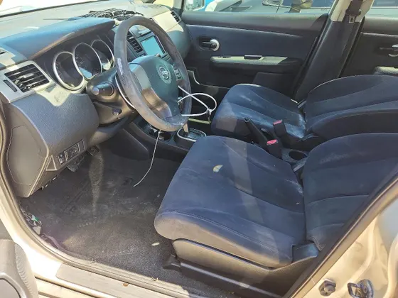 2008 Nissan Versa 1.8 S