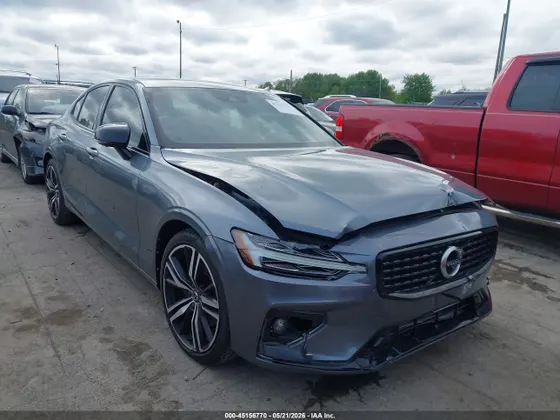 2021 Volvo S60 R-Design